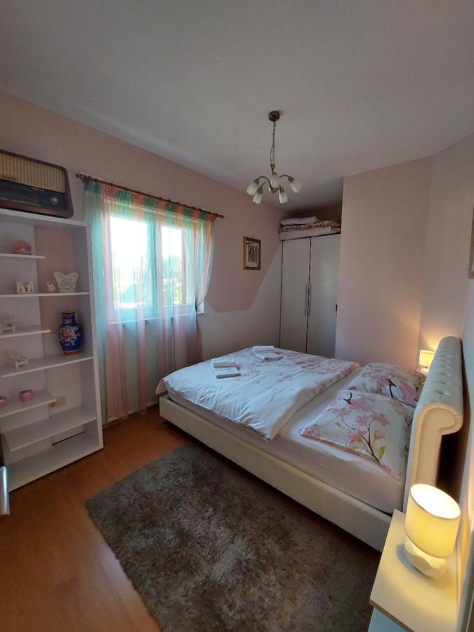 Apartments Maris Vranjic Ngoại thất bức ảnh