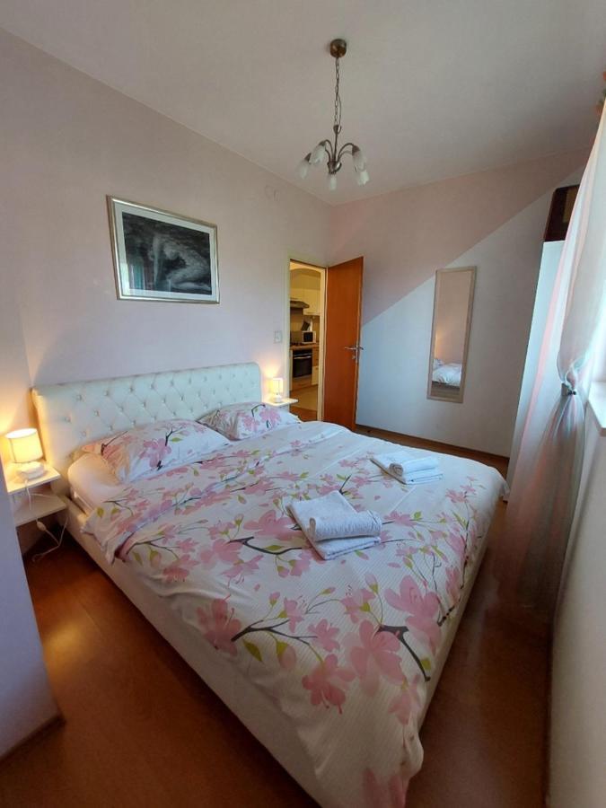 Apartments Maris Vranjic Ngoại thất bức ảnh